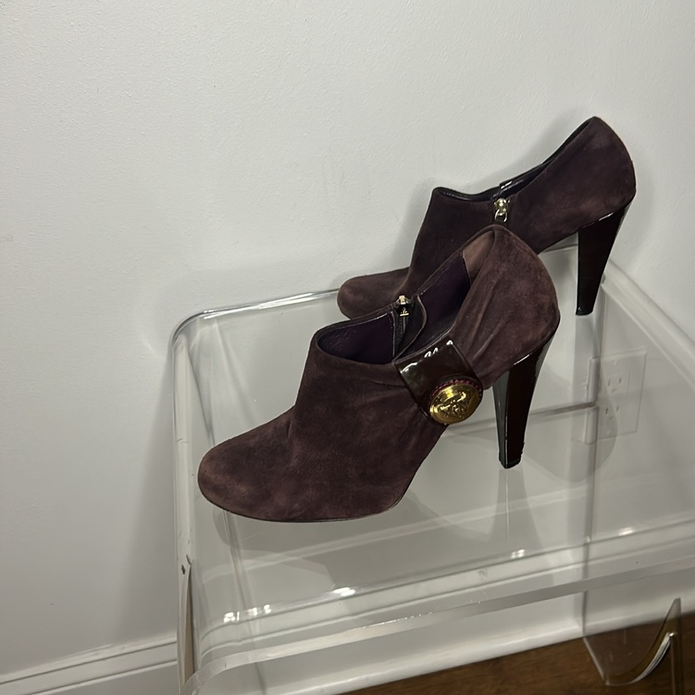 Gucci Shoes!! - Picture 5 of 12